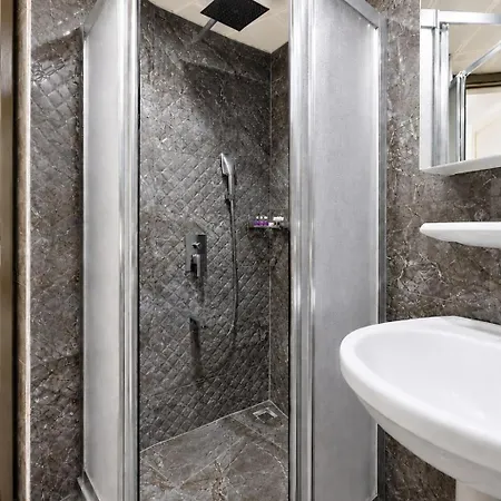 Kuran International 3*