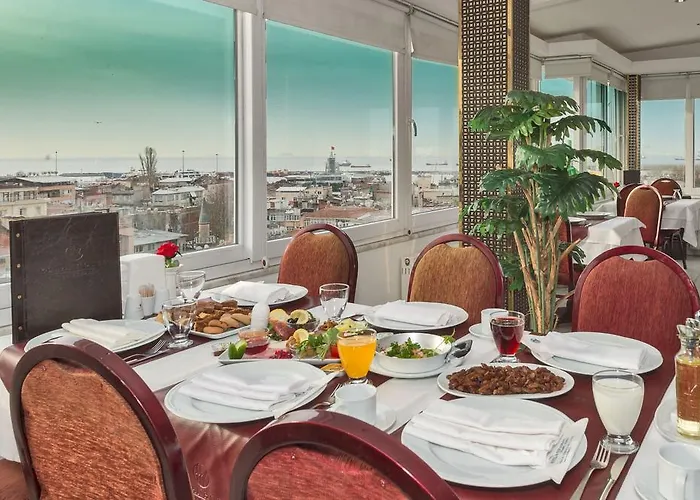 كوران انتناشيونال 3*