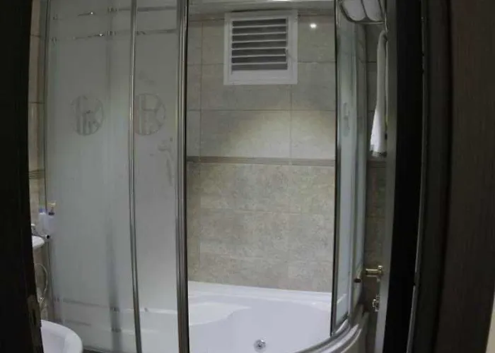 كوران انتناشيونال 3*