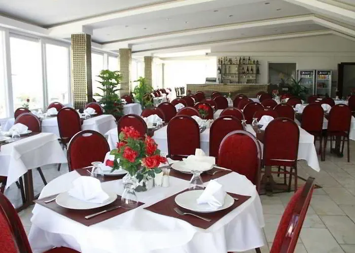 كوران انتناشيونال فندق 3*